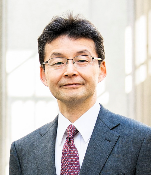 Kenichi Takai; Tetsuya Hirade; Kei Saito 