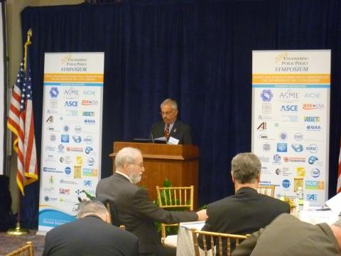 eng_pub_pol_symp_2014_001.jpg
