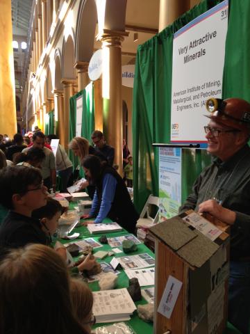 mike_kaas_sme_leslie_coleman_nma_michele_at_discover_engineering_family_day_2014.jpg